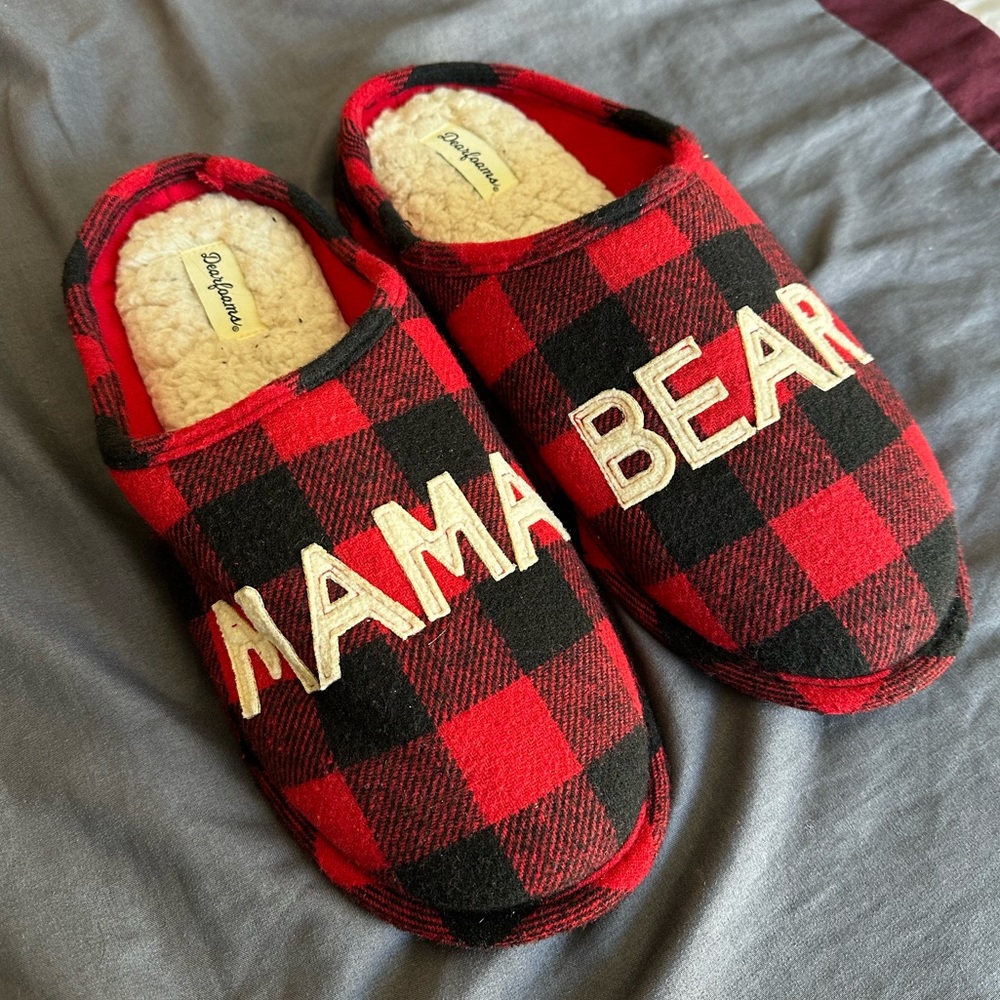 Mama Bear Dearfoam Slippers